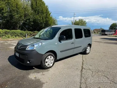 Usata Renault Kangoo Life 95 CV (69 kW) 2020 Grigio Monovolume