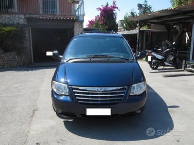 usata Chrysler Voyager 7 Posti Automatico 2005