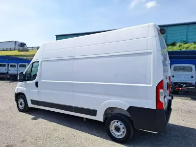 Usata Fiat Ducato 140 CV (102 kW) 2022 Bianco Furgone