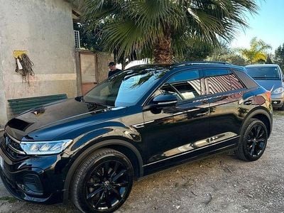 Usata VW T-Roc R-line 150 CV (110 kW) 2022 Nero SUV
