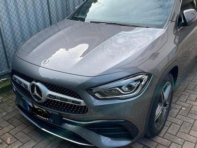 Usata Mercedes GLA180 Premium 116 CV (85 kW) 2023 Grigio SUV