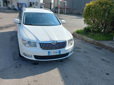 usata Skoda Superb 2010