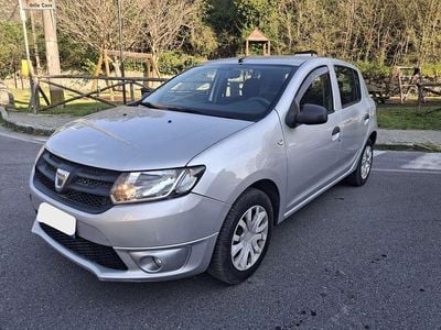 Usata Dacia Sandero 75 CV (55 kW) 2015 Argento Berlina
