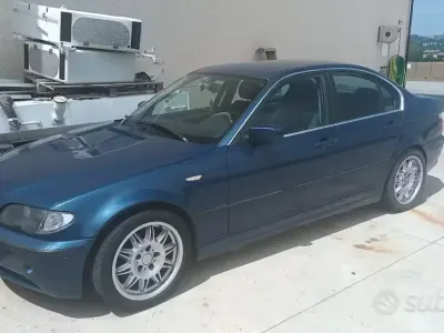 Usata BMW 2002 184 CV (135 kW) 2002 Bluazzurro Berlina
