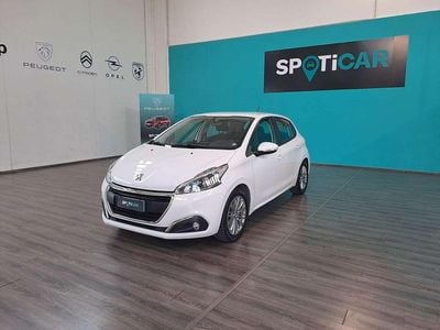Usata Peugeot 208 Active 82 CV (60 kW) 2018 Bianco Utilitaria