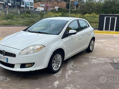 Usata Fiat Bravo Emotion 120 CV (88 kW) 2010 Bianco Utilitaria