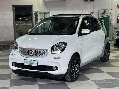 Bianco pastello Usata 2019 Smart ForFour Passion Utilitaria | 13.990 € (Buon prezzo)