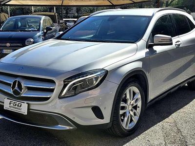 Mercedes GLA220