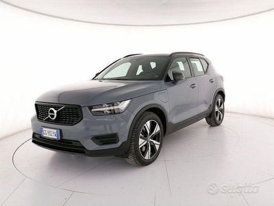Usata Volvo XC40 R-Design 129 CV (94 kW) 2021 Grigio SUV