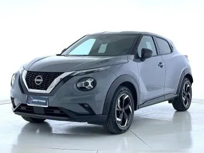 Usata Nissan Juke N-Connecta 114 CV (83 kW) 2023 Grigio SUV