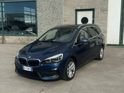 Usata BMW 218 Gran Tourer Sport Line 150 CV (110 kW) 2021 Blu/azzurro Monovolume