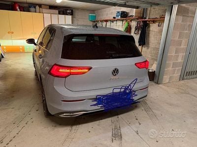 Usata VW Golf VIII Style 131 CV (96 kW) 2023 Grigio Berlina