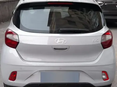 Usata Hyundai i10 67 CV (49 kW) 2023 Grigio Utilitaria