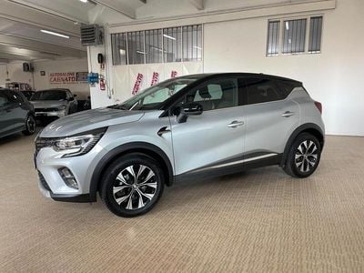 Usata Renault Captur Techno 91 CV (66 kW) 2024 Argento SUV