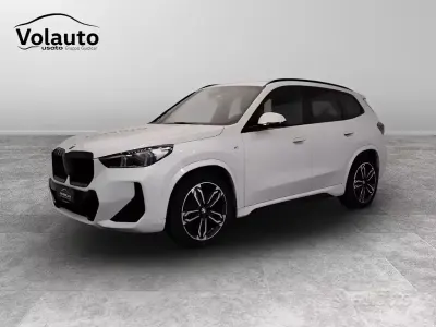 Begagnad BMW X1 M Sport 150 HK (110 kW) 2023 Vit SUV