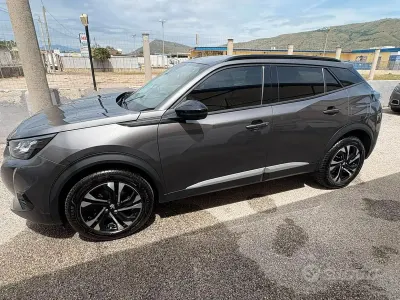 Usata Peugeot 2008 Allure 131 CV (96 kW) 2021 Grigio SUV