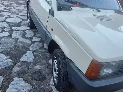 Usata Fiat Panda 30 CV (22 kW) 1985 Bianco Utilitaria