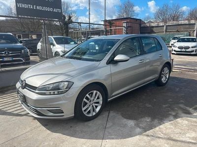Usata VW Golf VII Sport 116 CV (85 kW) 2019 Grigio Berlina