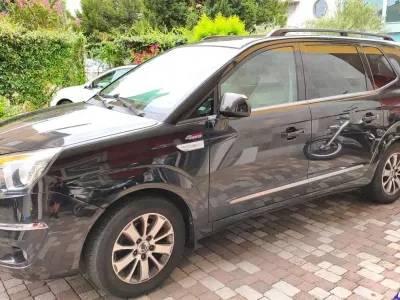 Usata SsangYong Rodius 178 CV (130 kW) 2018 Nero Monovolume