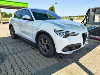 Usata Alfa Romeo Stelvio Sprint 190 CV (139 kW) 2022 Bianco SUV
