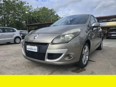 Usata Renault Scénic III 110 CV (80 kW) 2010 Other Monovolume