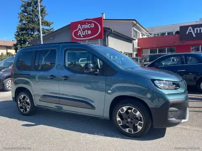 Nuova Fiat Doblò 131 CV (96 kW) 2025 Blu/azzurro Monovolume