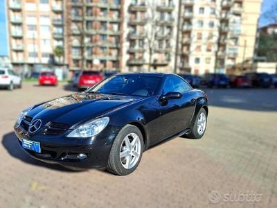Usata Mercedes SLK200 163 CV (119 kW) 2007 Nero Cabrio