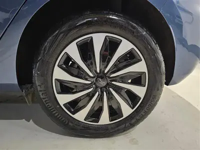 Usata Ford Fiesta Titanium 125 CV (91 kW) 2023 Blu scuro Utilitaria