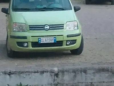 Usata Fiat Panda 60 CV (44 kW) 2004 Giallo Utilitaria