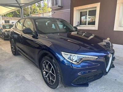 Usata Alfa Romeo Stelvio 190 CV (139 kW) 2019 Blu SUV