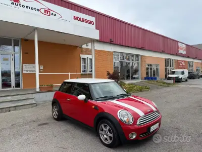 Usata Mini Cooper S Clubman Chili 120 CV (88 kW) 2007 Rosso Station wagon