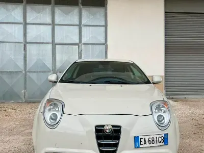 Usata Alfa Romeo MiTo 120 CV (88 kW) 2010 Bianco Utilitaria