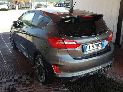 Usata Ford Fiesta ST 205 CV (150 kW) 2019 Grigio Utilitaria