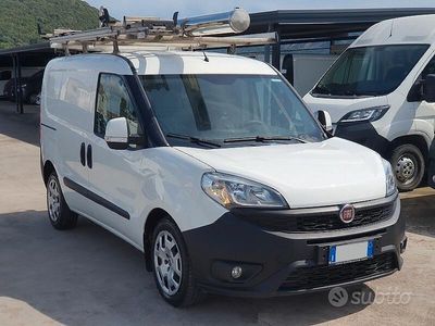 Usata Fiat Doblò S 105 CV (77 kW) 2016 Bianco Monovolume