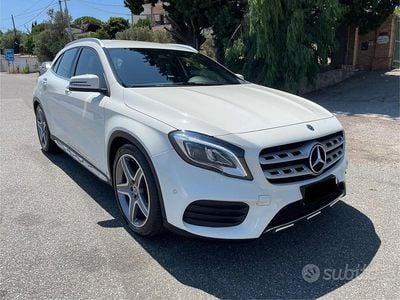 Usata Mercedes GLA200 Premium 136 CV (100 kW) 2017 Bianco SUV