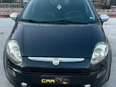 Usata Fiat Punto Evo 95 CV (69 kW) 2011 Nero Utilitaria