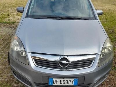Occasion Opel Zafira 120 ch (88 kW) 2007 Gris Monospace