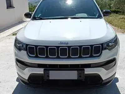 Usata Jeep Compass 131 CV (96 kW) 2022 Bianco SUV