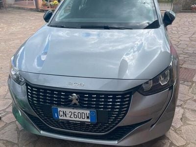 Usata Peugeot 208 Allure 75 CV (55 kW) 2023 Grigio Utilitaria