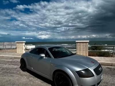 Usata Audi TT 179 CV (131 kW) 1998 Grigio Coupé