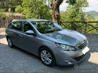 Usata Peugeot 308 SW Business-Line 120 CV (88 kW) 2015 Grigio Station wagon
