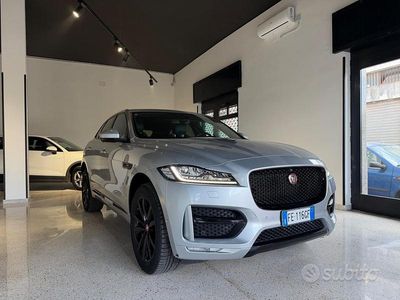Usata Jaguar F-Pace R-Sport 180 CV (132 kW) 2017 Grigio SUV