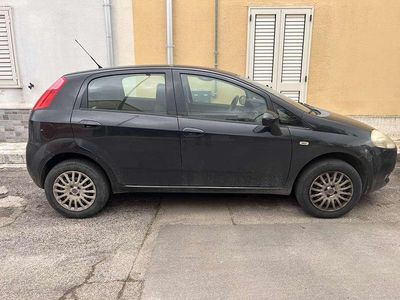 Usata Fiat Grande Punto Dynamic 77 CV (56 kW) 2009 Utilitaria