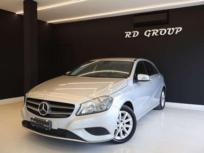 Usata Mercedes A180 109 CV (80 kW) 2015 Argento Berlina