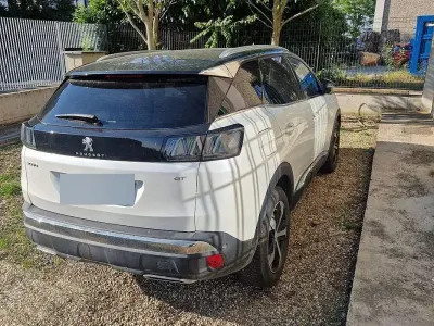Usata Peugeot 3008 GT 131 CV (96 kW) 2021 Bianco SUV