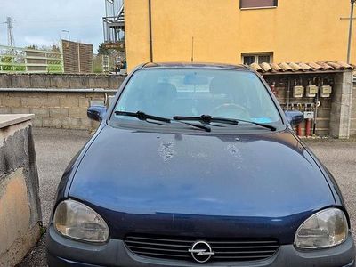 Usata Opel Corsa 60 CV (44 kW) 2000 Blu Berlina