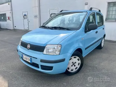 Usata Fiat Panda 69 CV (50 kW) 2012 Bluazzurro Utilitaria