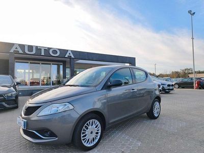 Usata Lancia Ypsilon S 95 CV (69 kW) 2017 Grigio Utilitaria
