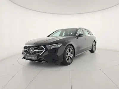 Usata Mercedes 200 Advanced 163 CV (119 kW) 2025 Nero Station wagon