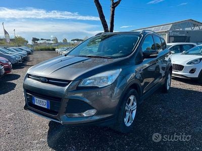 Usata Ford Kuga Titanium 150 CV (110 kW) 2016 Beige SUV